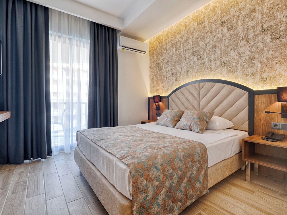Grand Uysal Beach and Spa Hotel 17/50