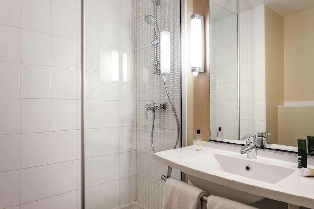 Ibis Le Havre Centre 9/74