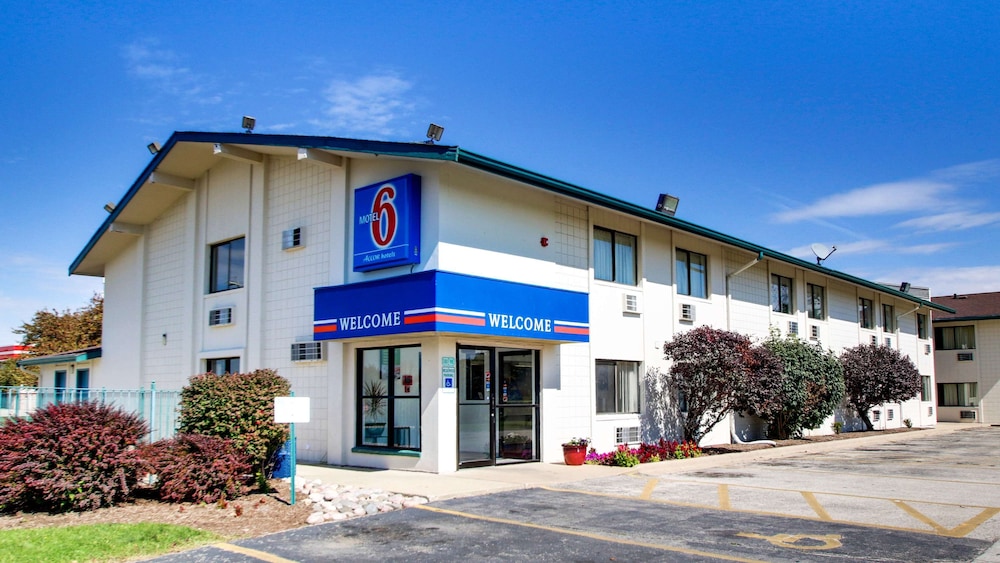 Motel6 Normal, IL - Bloomington Area in NORMAL - IL