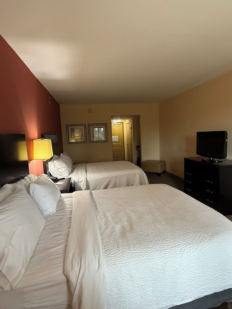 HOLIDAY INN TITUSVILLE KENNEDY SPACE CENTER 13/76