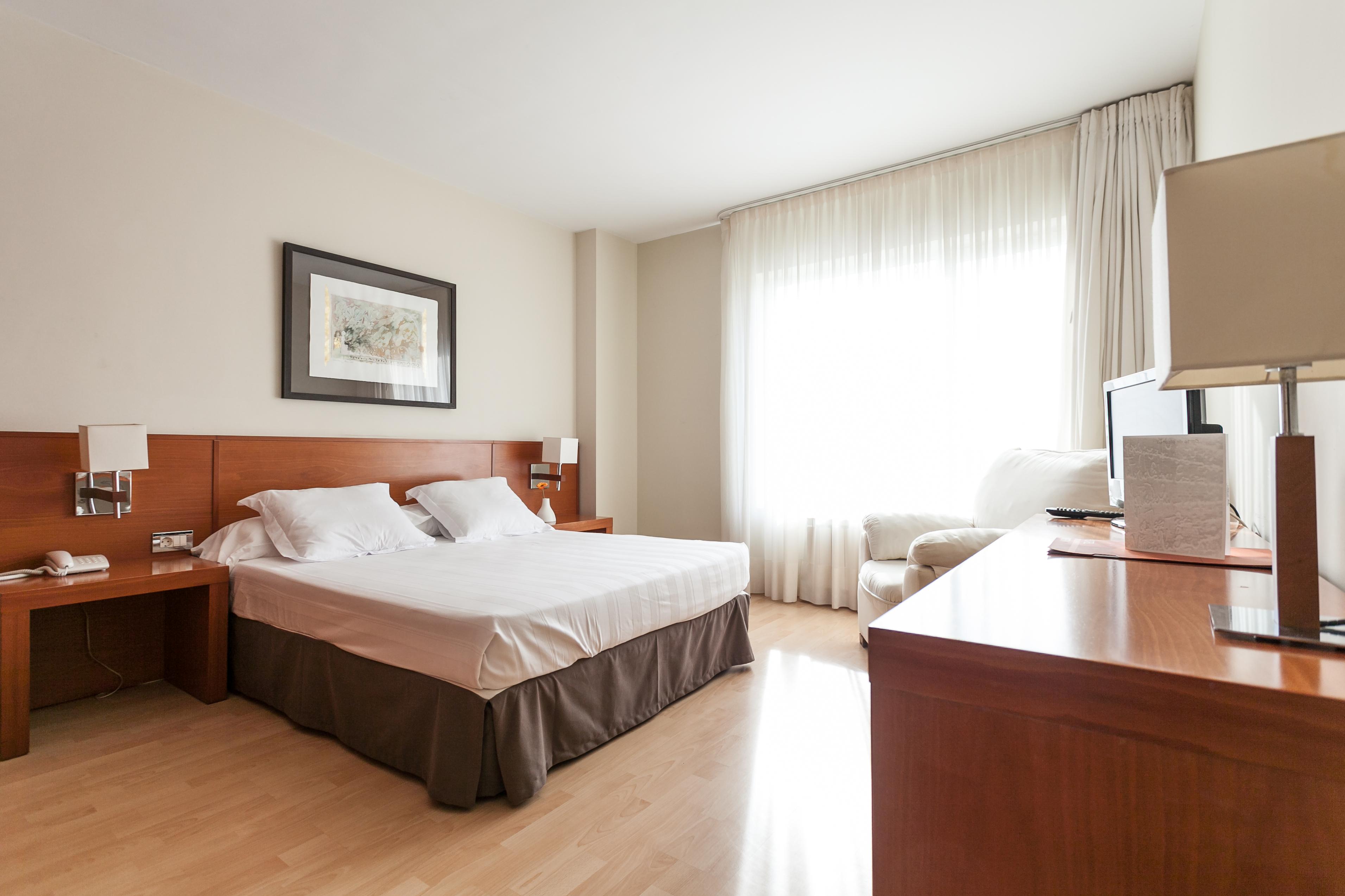 Room, Double Bed