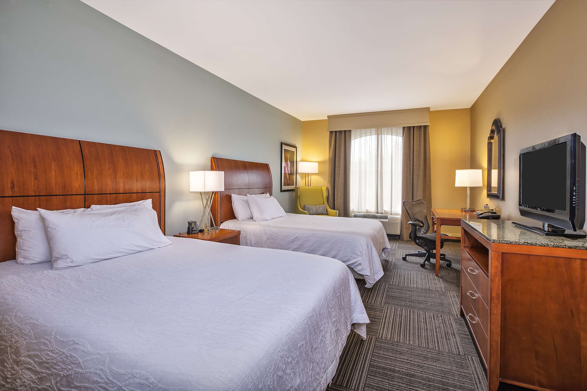 Evolution, 2 Queen Beds