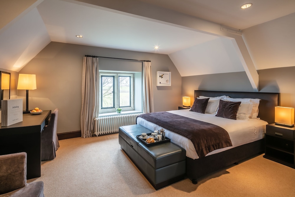 Penrhiw Hotel 4/50