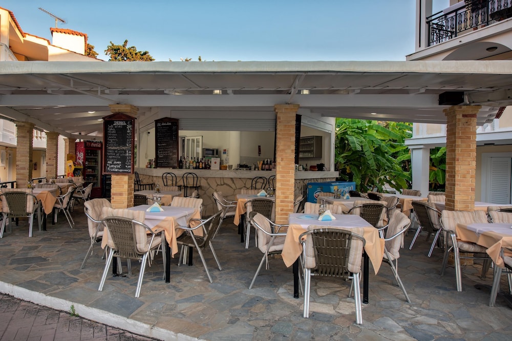 Porto Iliessa by GHH 32/43