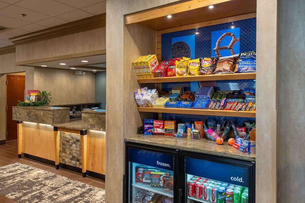 Hampton Inn Wilkesboro 10/50