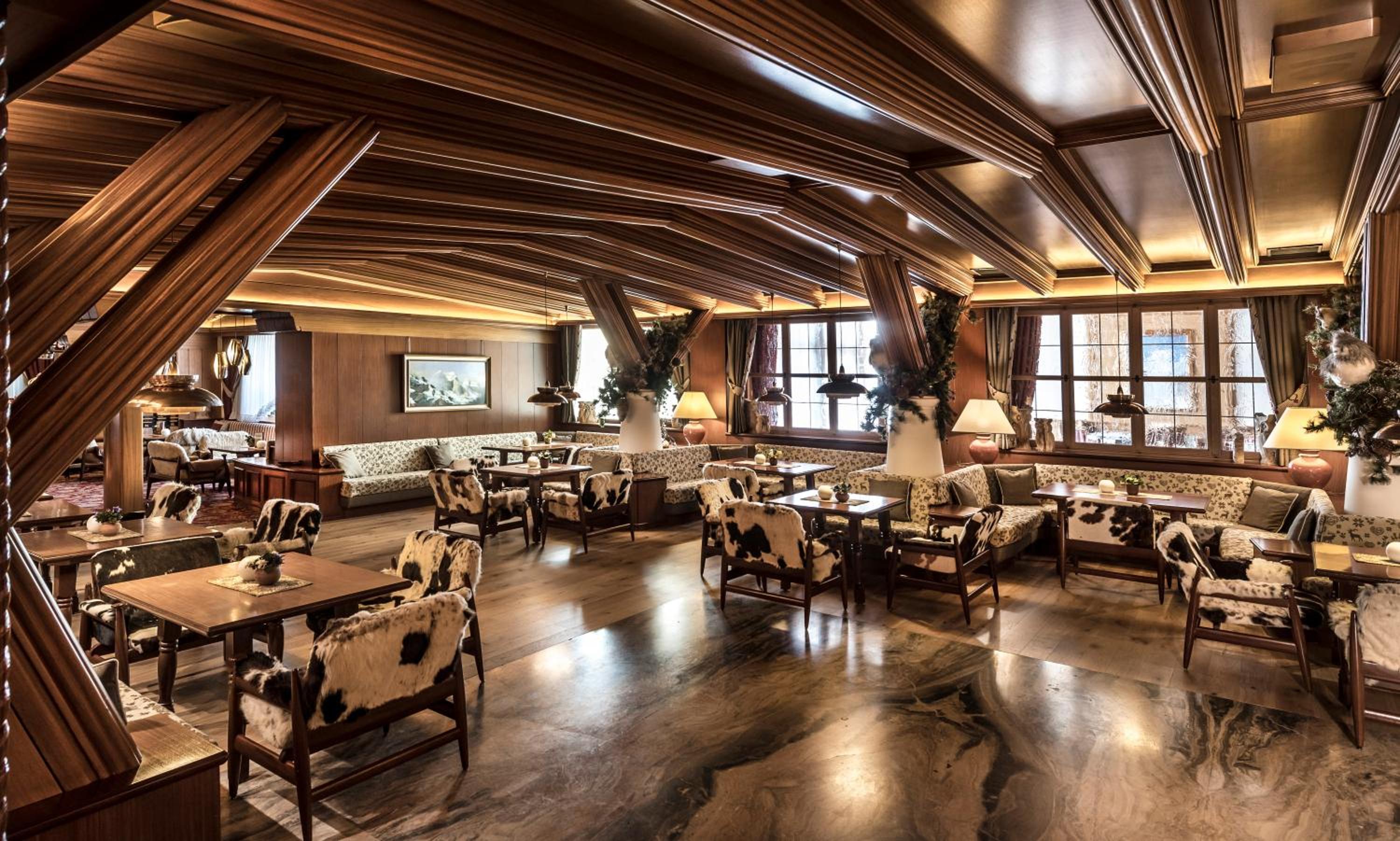 ALPEN HOTEL CORONA 41/58
