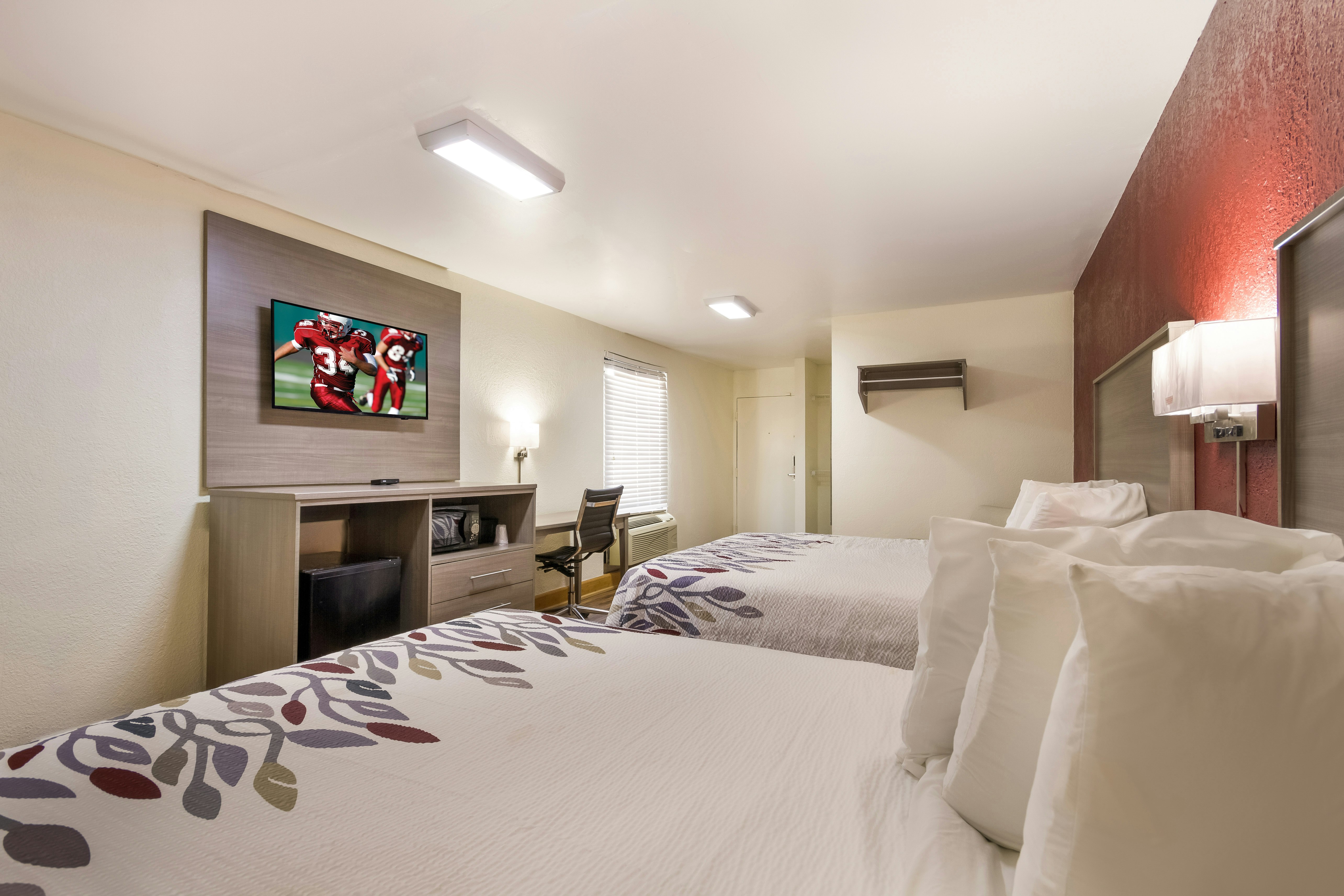 Deluxe, 2 Queen Beds