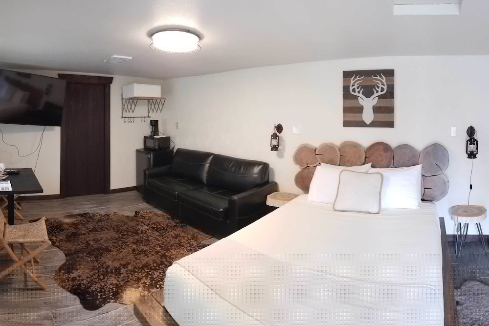 Paradise Village Hotel 29/67