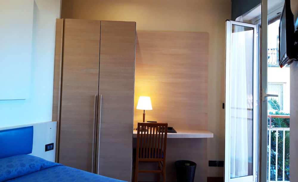 Hotel Esperia 19/71