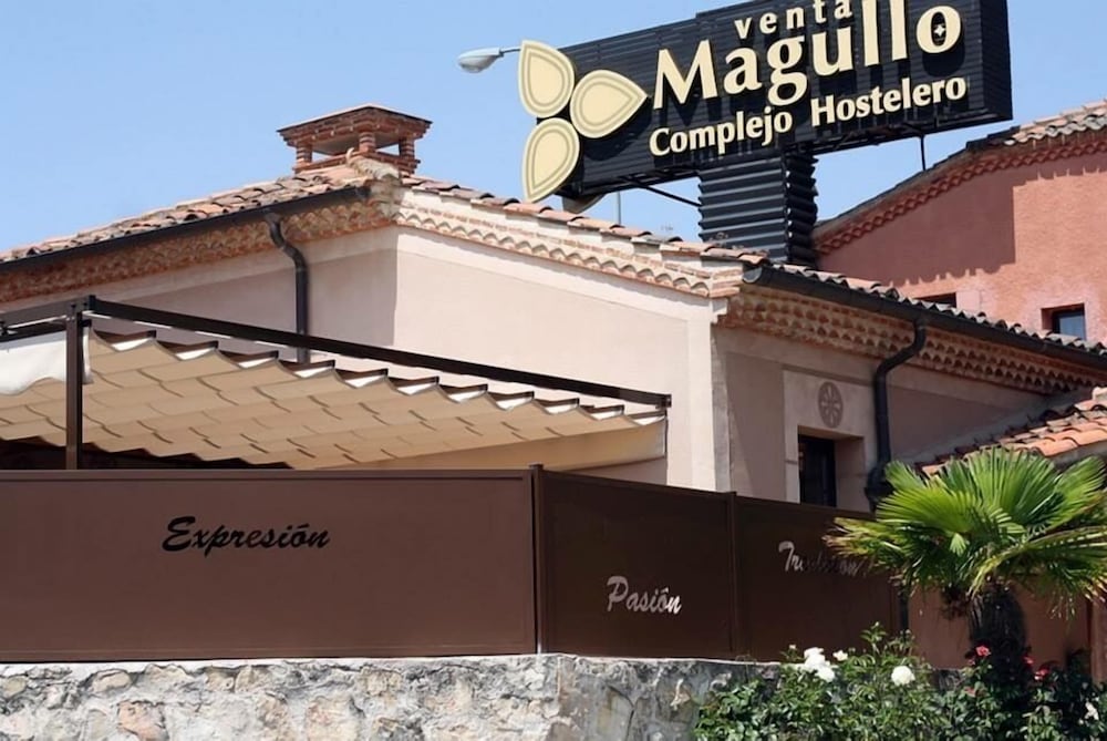 Venta Magullo Complejo Hostelero 2/55