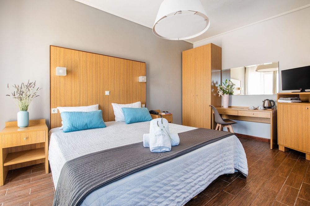Myrto Hotel 37/90
