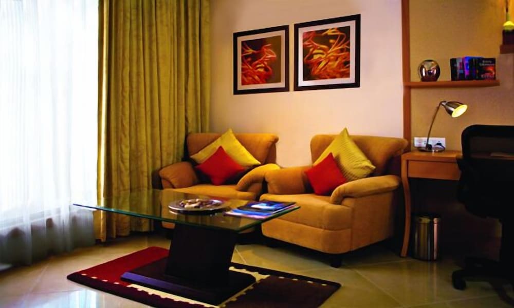 Savoy Suites Manesar 32/59