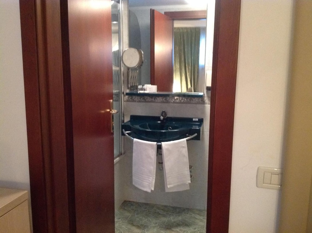Hotel Villa Cipro 31/62
