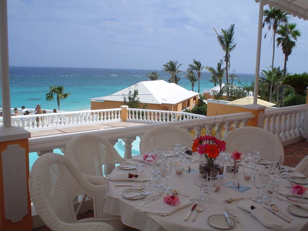 Coco Reef Bermuda 48/62