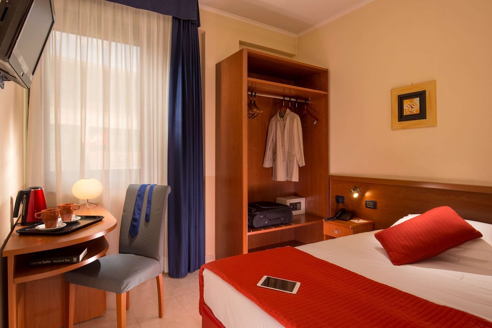 Best Western Blu Hotel Roma 18/55