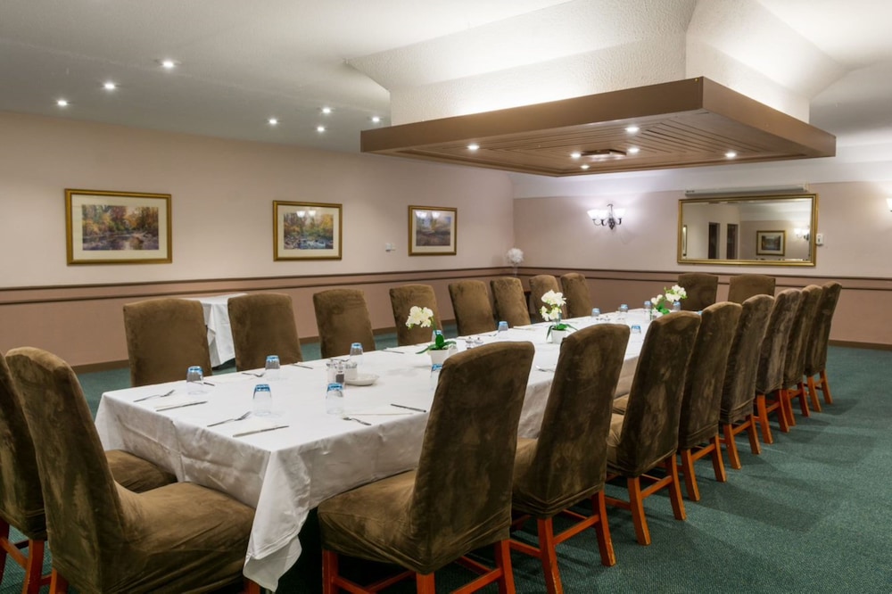 Waterside Hotel Peterhead 51/60