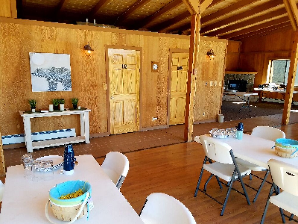 Black Forest B&B Lodge & Cabins 35/49