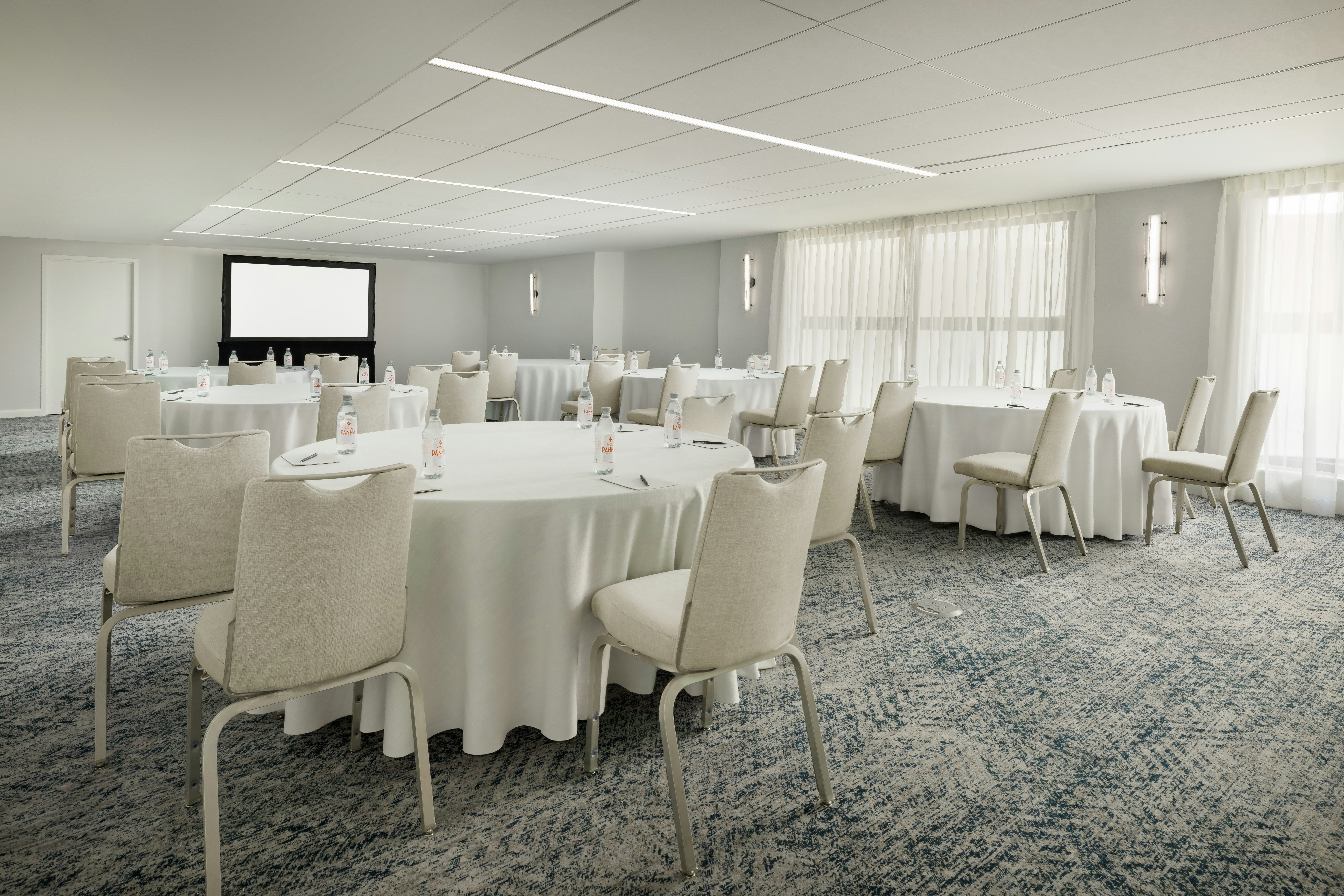 Hilton Boston Back Bay 72/74