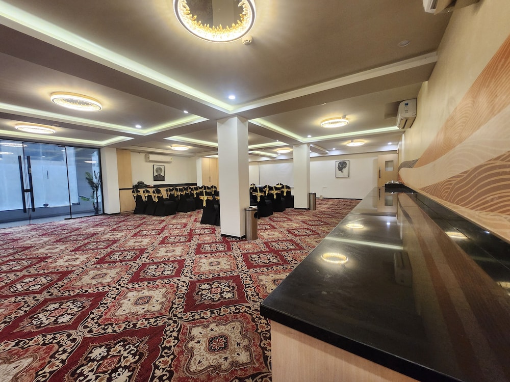 Mastiff Hotel, Ankleshwar 34/60