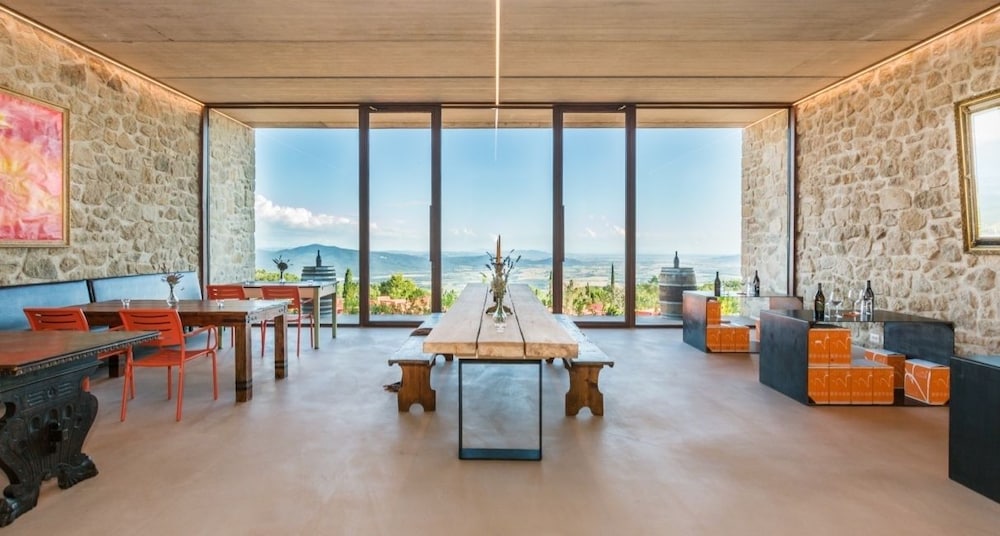 Valdonica Winery & Vineyard Residence 25/50