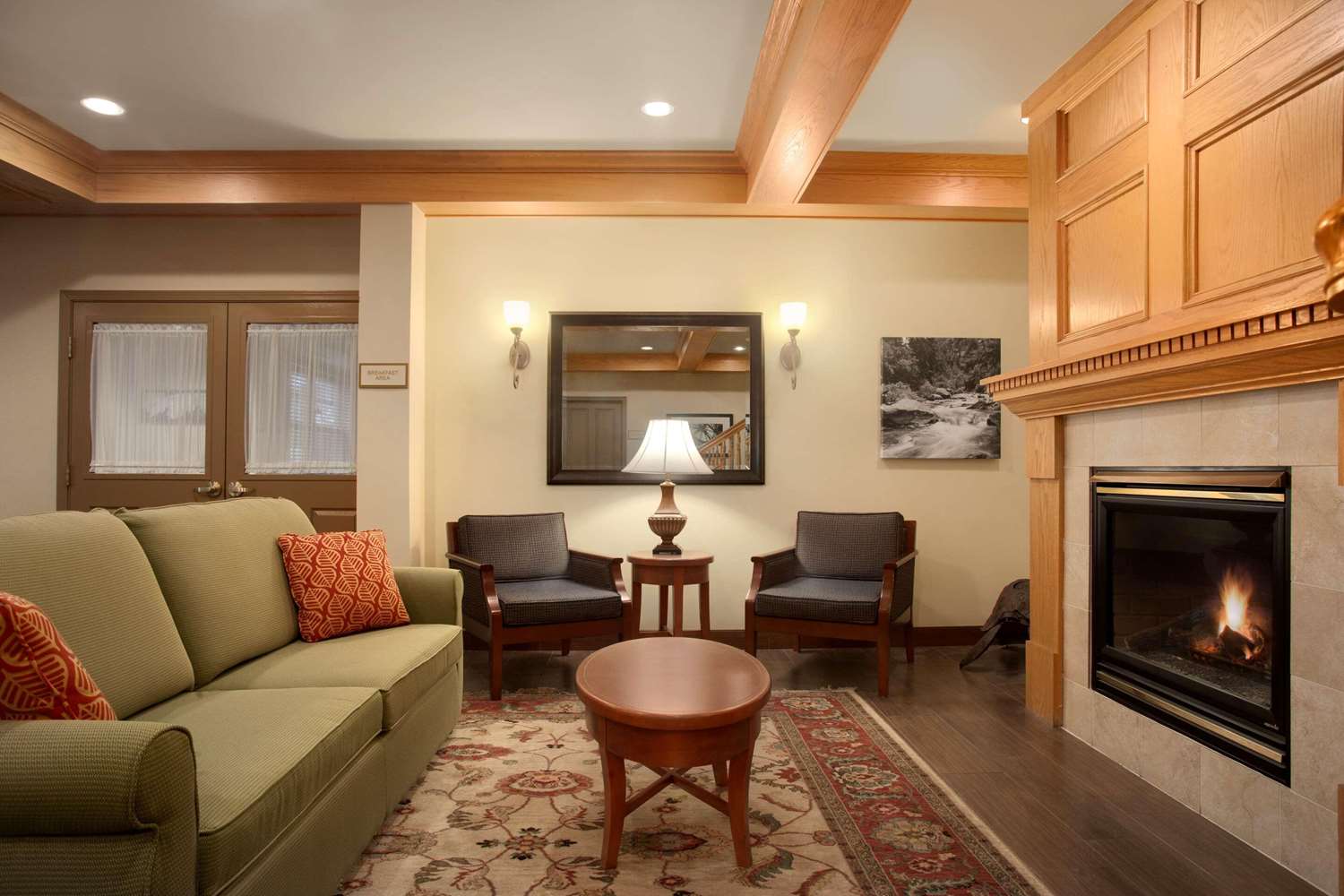Country Inn & Suites by Radisson, Dundee, MI 13/20