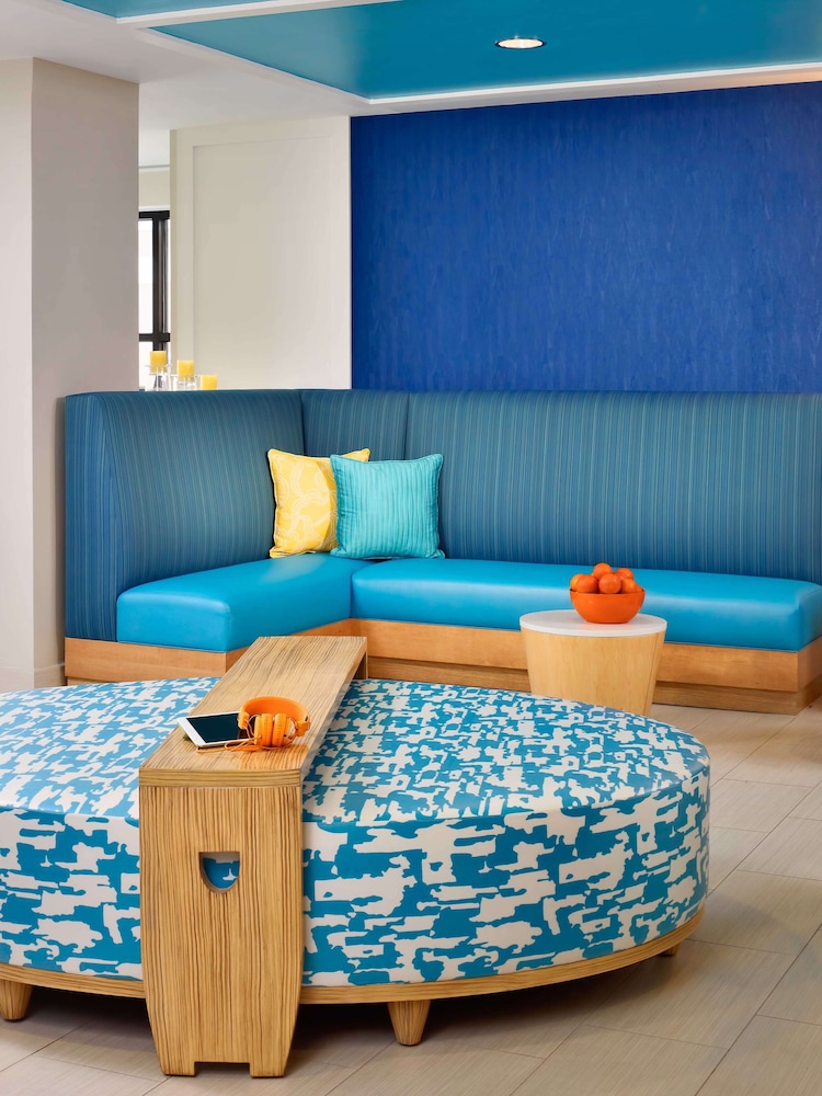 Sonesta ES Suites Orlando International Drive 36/55
