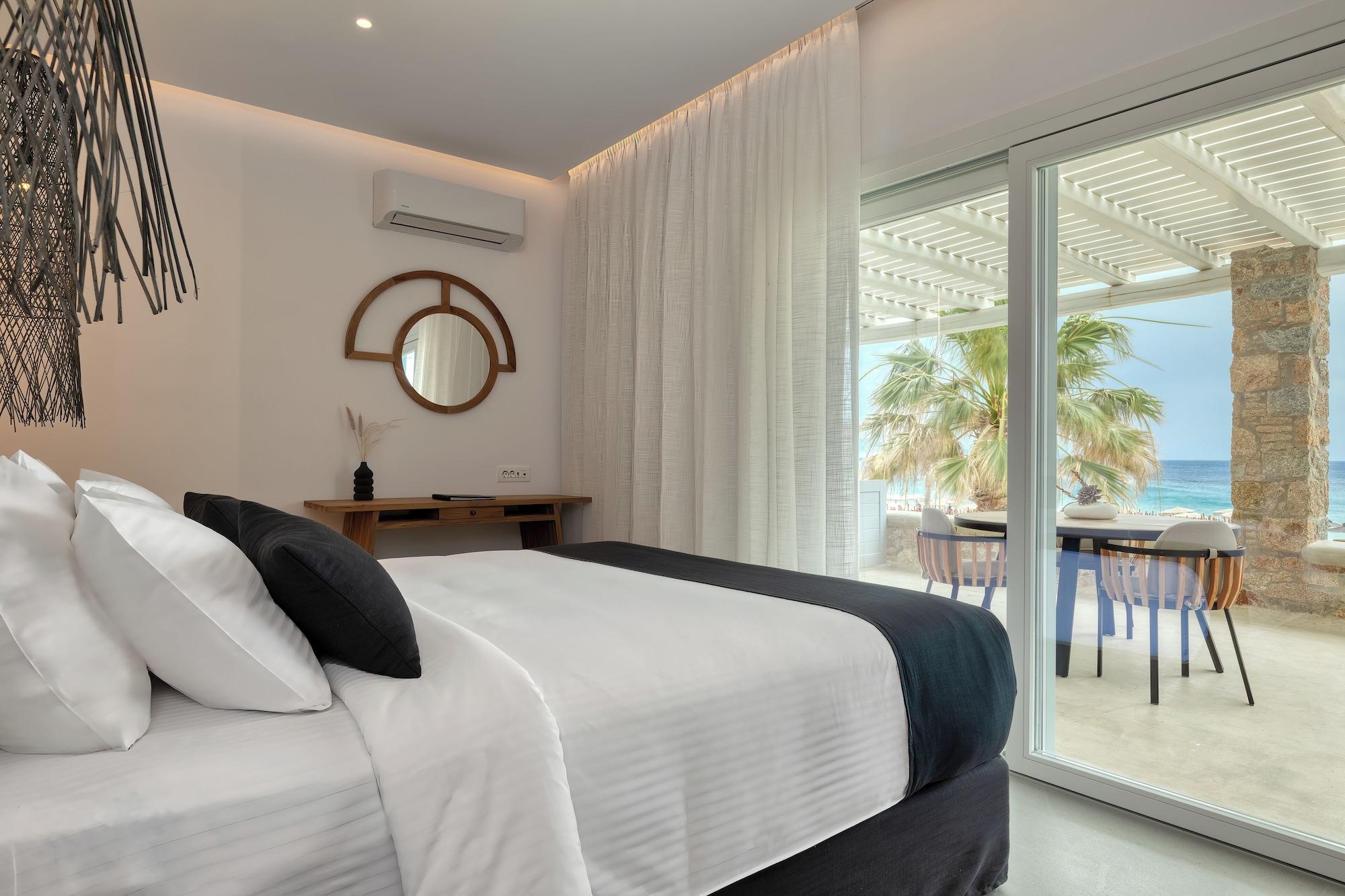 2 Bedrooms, Luxury, Apartment, Beach Front, Sea View