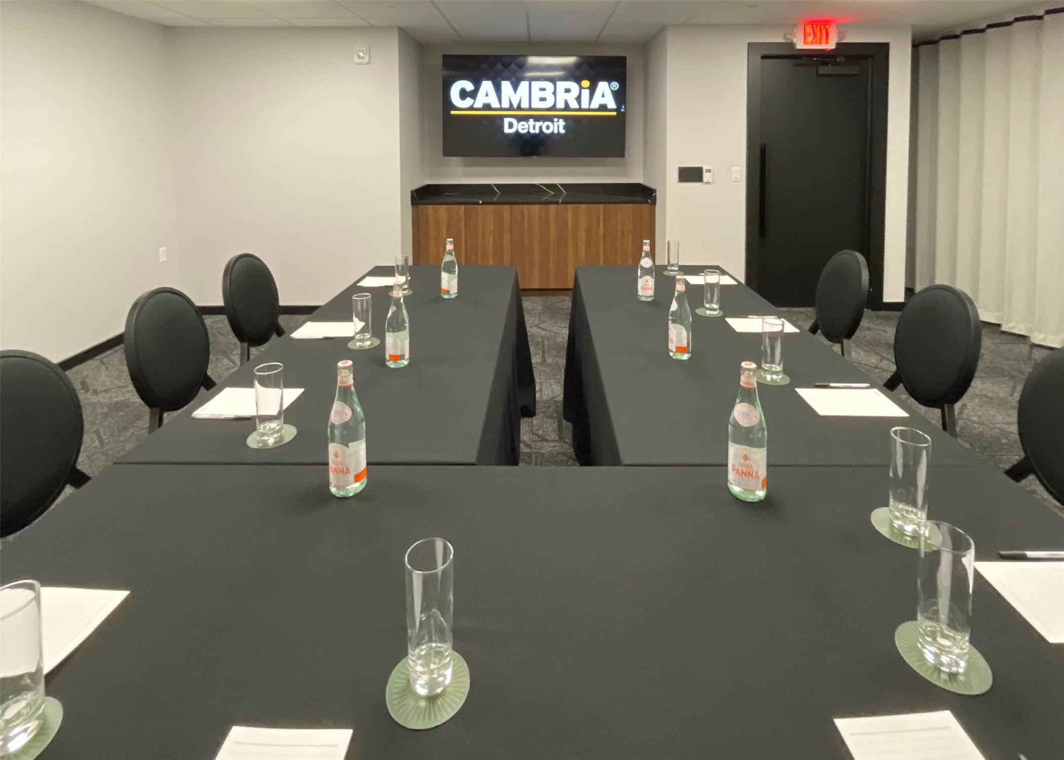 Cambria Hotel Detroit Downtown 42/49