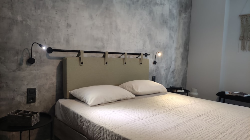 California Beach Hotel - Adults Only 16/48