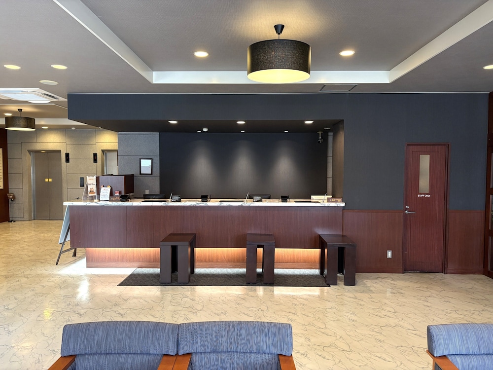 Hotel Route-Inn Niihama 7/63