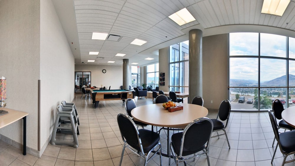 Residence & Conference Centre - Kamloops 39/61