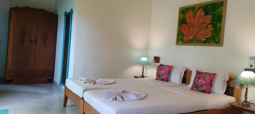 Cavala the Sea Side Resort 12/50