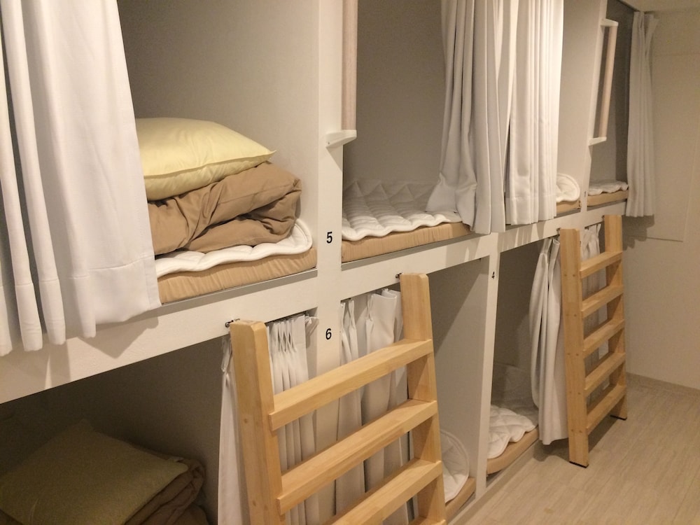 Bnb+ Costelun Akiba - Hostel Caters To Adult Female Only 37/50