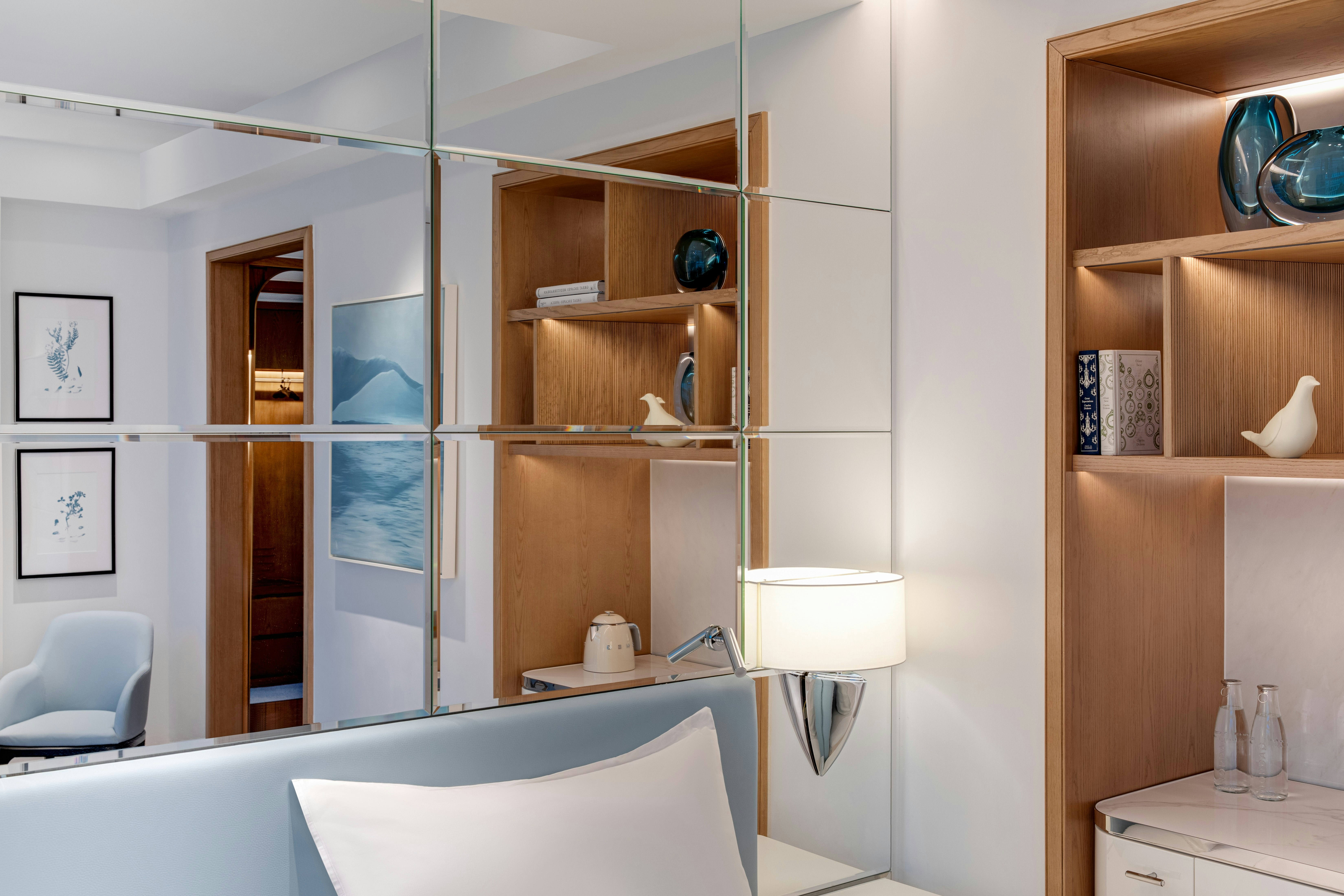 Lanson Place Hotel 25/26