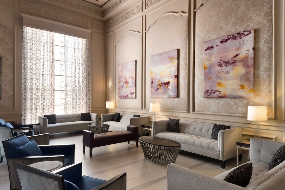 Hilton St. Louis Frontenac 42/76