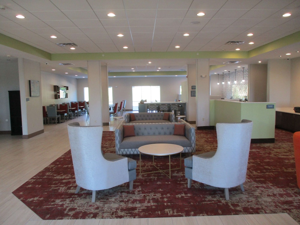 La Quinta Inn & Suites by Wyndham Jackson/Cape Girardeau 30/51
