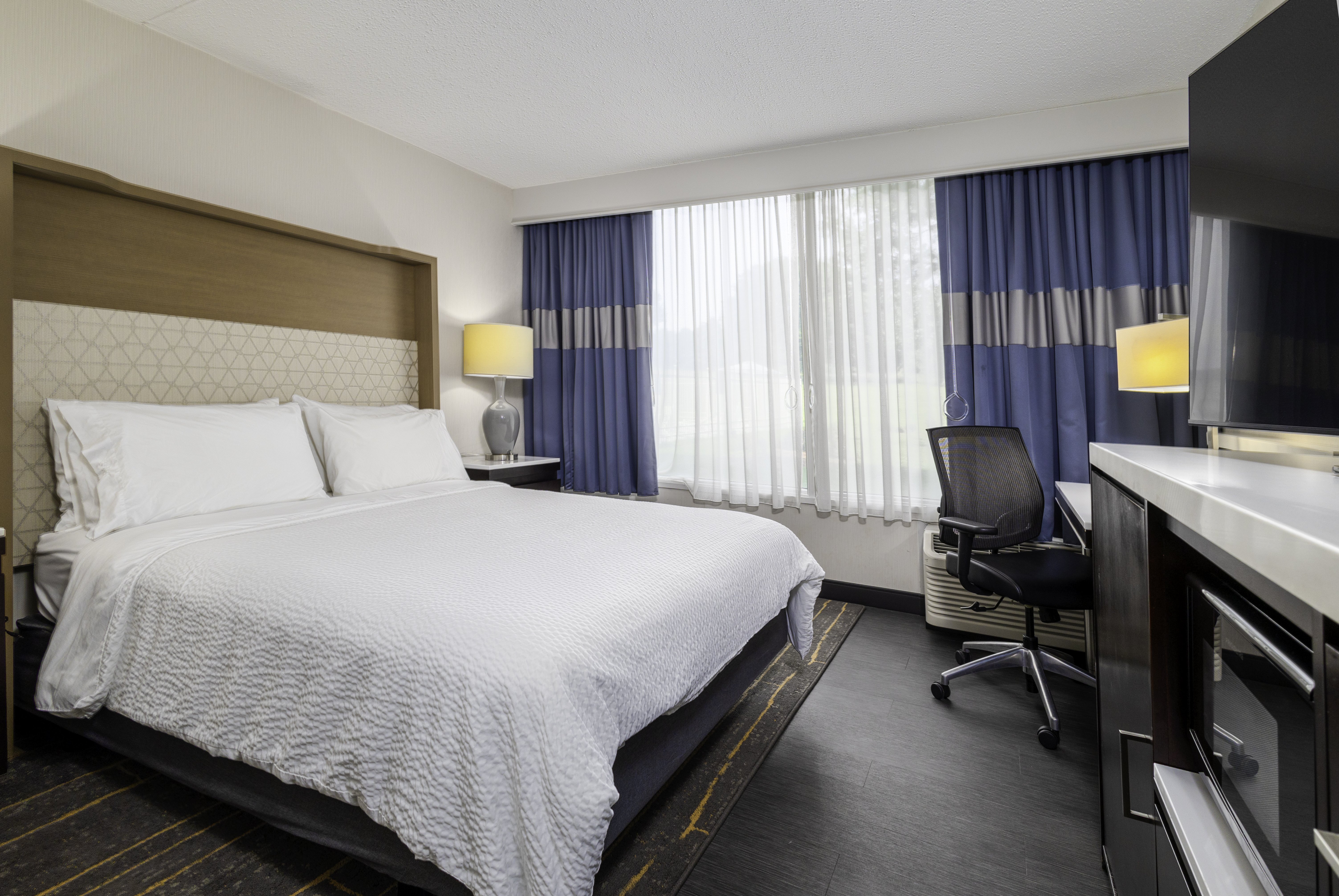 Holiday Inn Weirton Steubenville Area an IHG Hotel 23/78