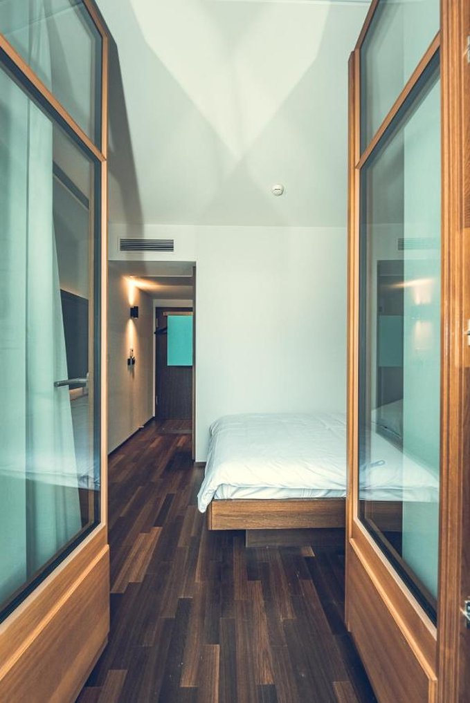 Hotel Bernina Geneve 33/61