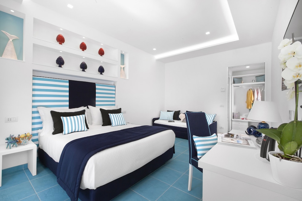 Sersale Suites 9/50