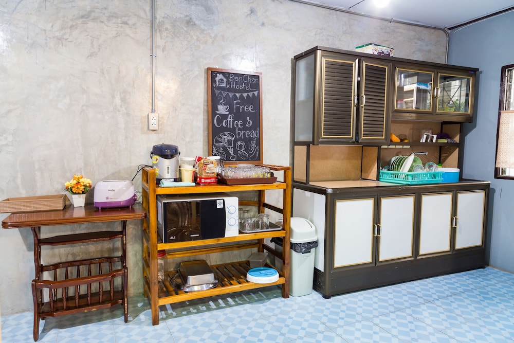 Banchan Hostel 14/24