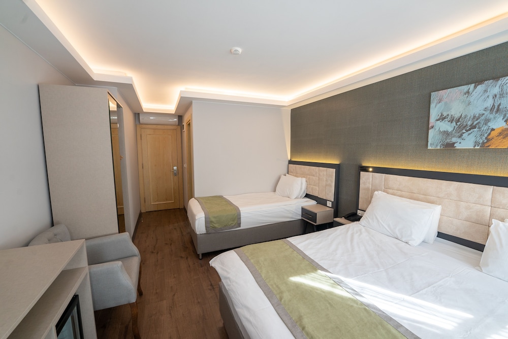 BEST HOTEL KADIKOY 10/30