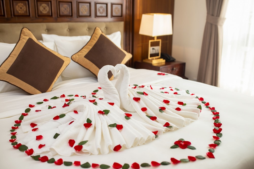 Rex Hanoi Hotel 21/68