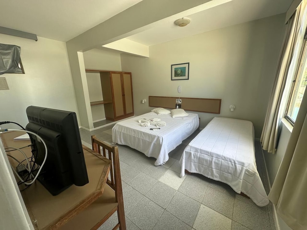 Hotel Paraiso Tropical 7/50