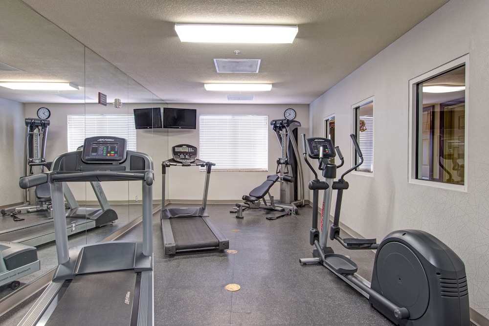 Country Inn & Suites by Radisson, St. Petersburg - Clearwater, FL 23/56