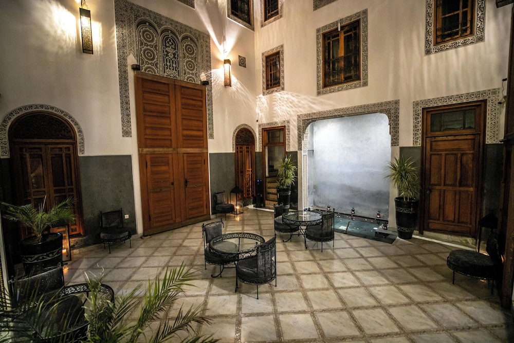 Riad Layla 11/74