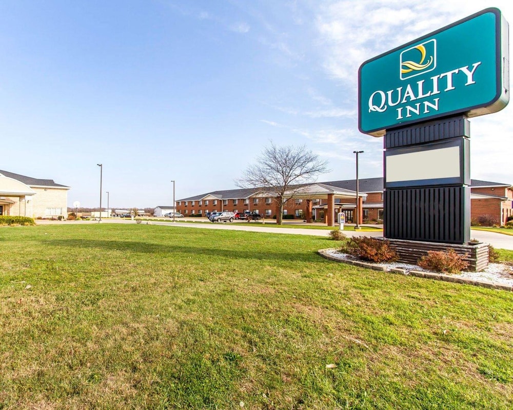 Quality Inn Pontiac 6/52