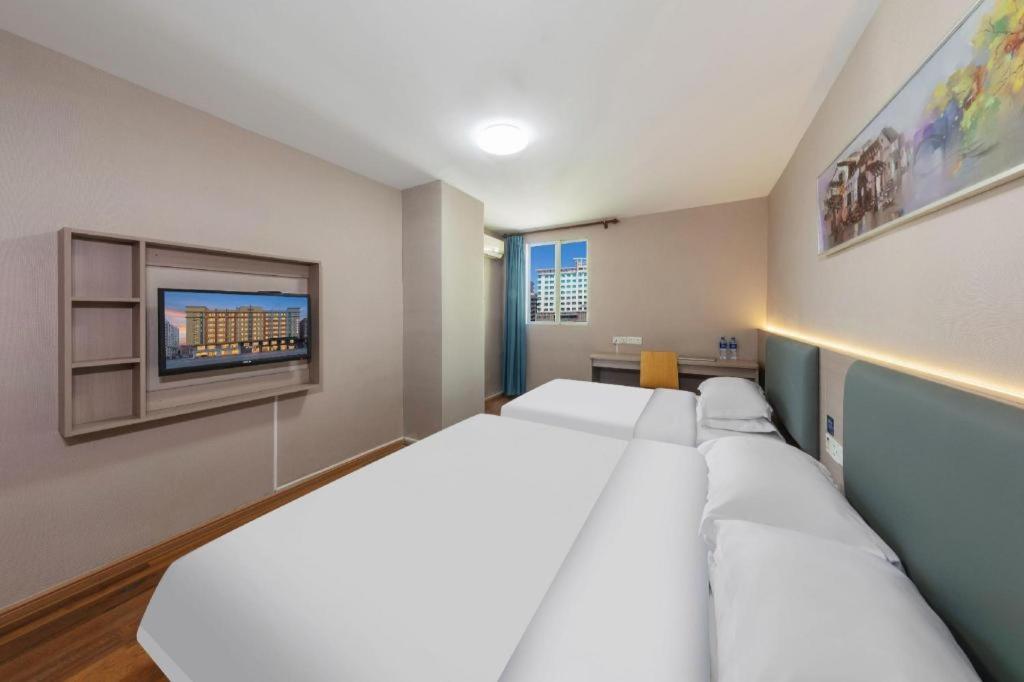7 Days Inn (Dongguan Houjie Convention and Exhibition Center) 9/42