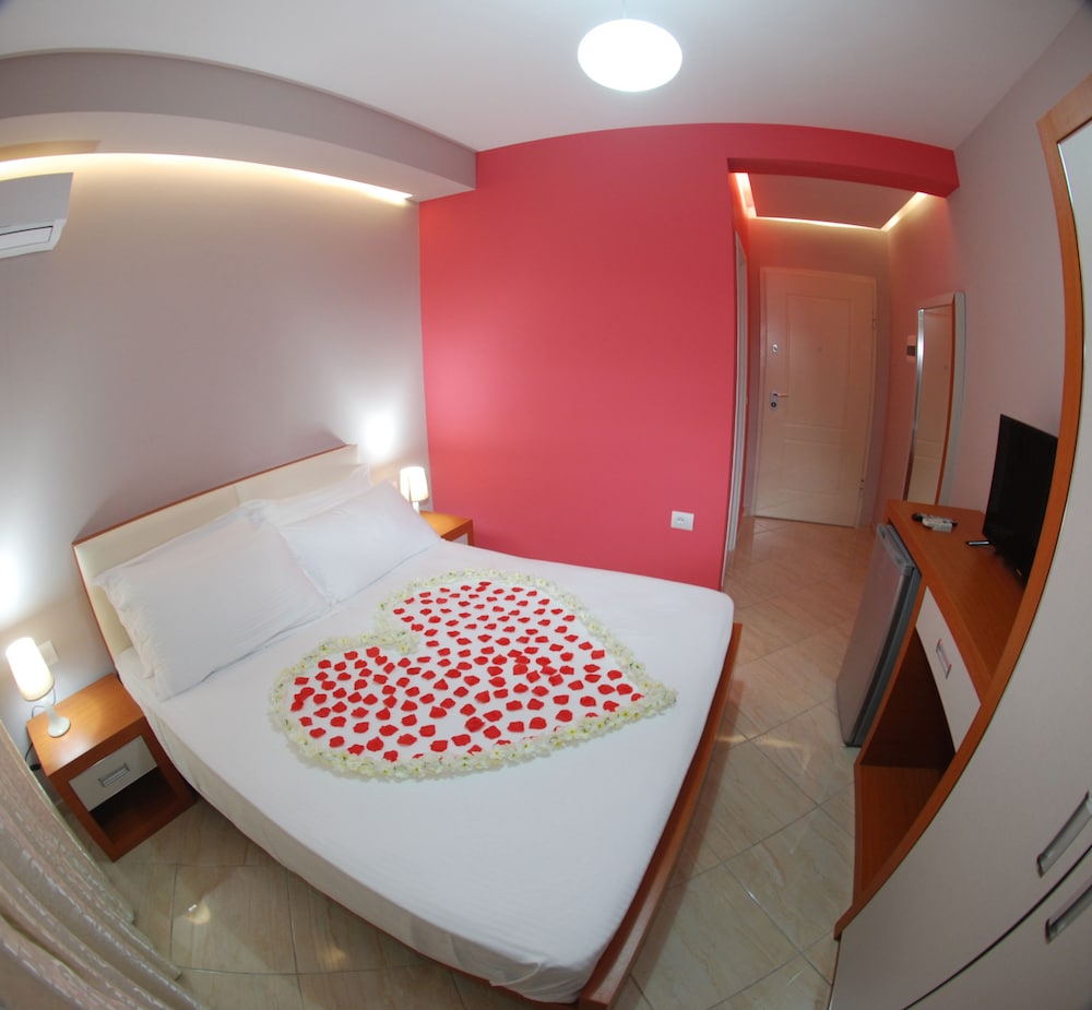 Divers Hotel 28/43