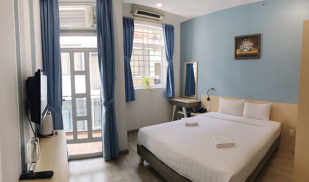 My Anh 120 Saigon Hotel 12/46