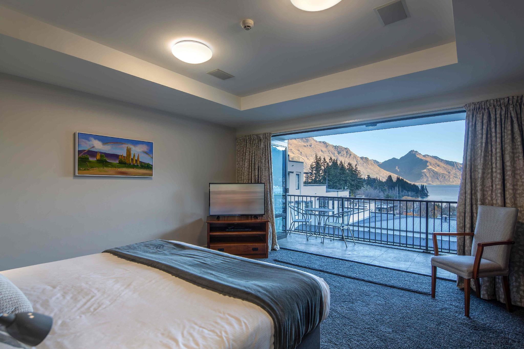 Penthouse Suite
